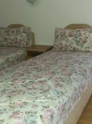 Отели типа «постель и завтрак» Villa Grafenberg Улцинь Двухместный номер с 1 кроватью или 2 отдельными кроватями и боковым видом на море-6