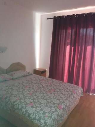 Отели типа «постель и завтрак» Villa Grafenberg Улцинь Номер с кроватью размера «king-size» и видом на море-9