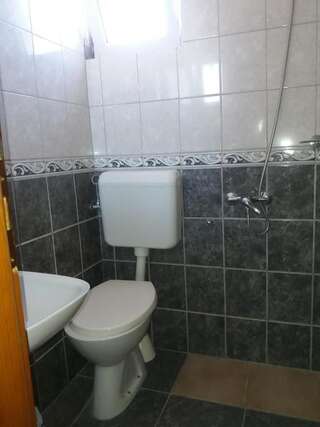 Отели типа «постель и завтрак» Villa Grafenberg Улцинь Номер с кроватью размера «king-size» и видом на море-12